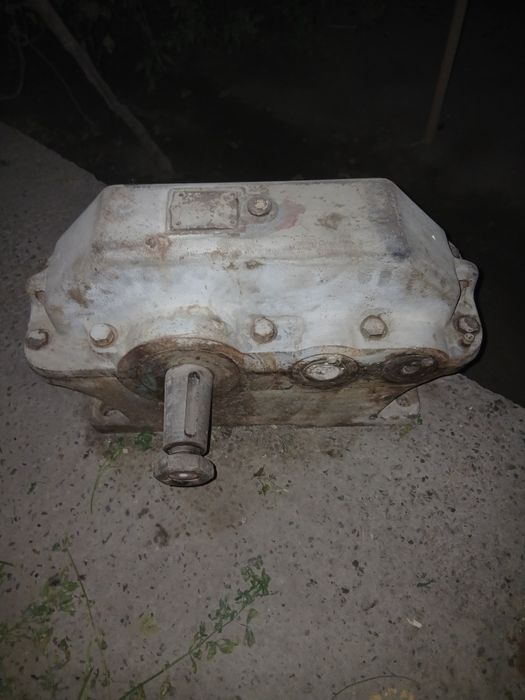 Redekturlar sotiladi