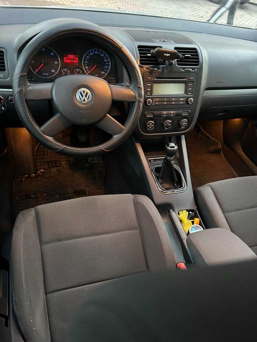 Gold 5 1.9 TDI година 2005