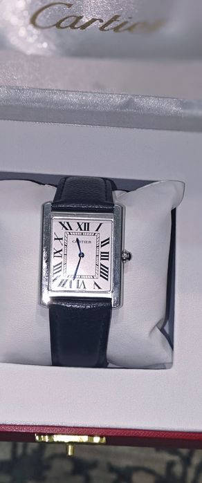 Часы Cartier Tank Solo