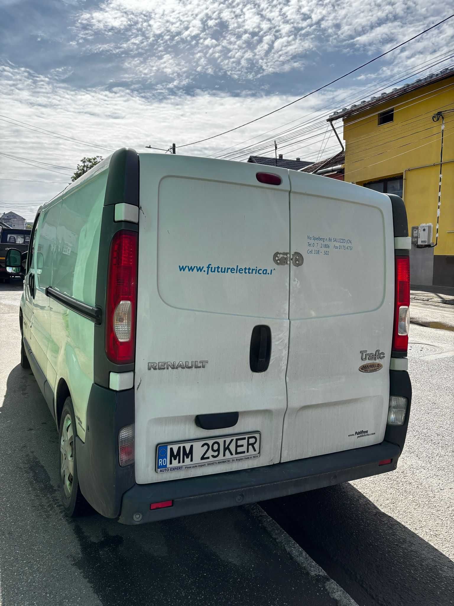 Vand Renault Trafic 2.0 dCi Marfa - 2014 - Euro 5