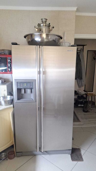 Продам холодильник Side by Side