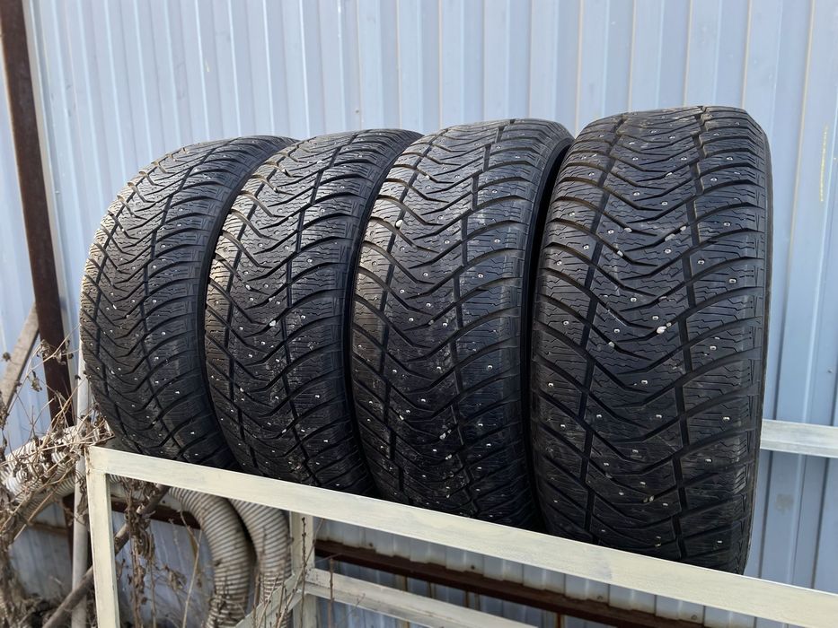 Yokohama Ice Guard IG65 275/50 R21