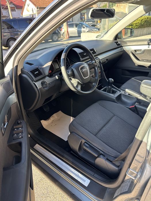 Audi A4 2.5tdi 163cai 2006 S-line