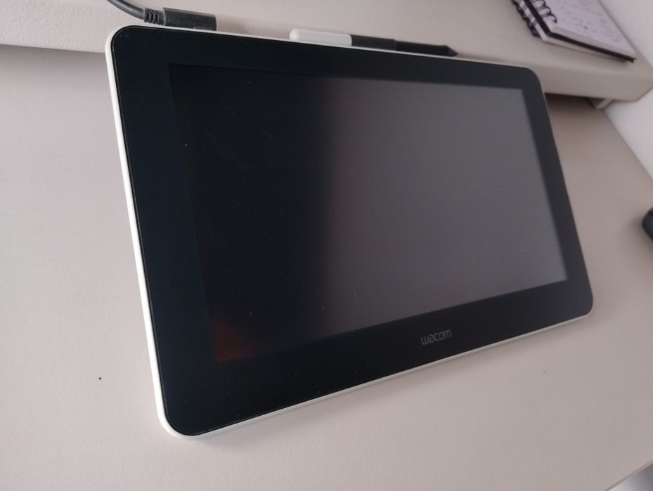 Wacom One 13 creative pen display