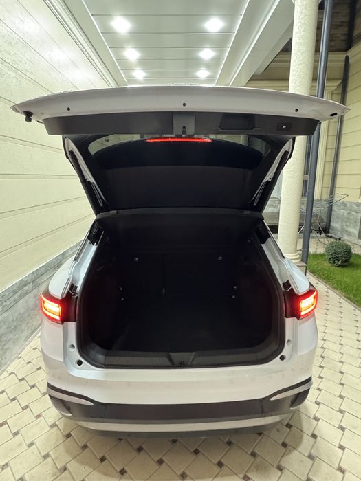 Volkswagen ID 4 PURE+ 2022 йил