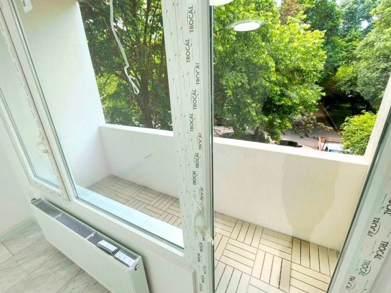 Продава се Тристаен апартамент в София, Свобода - 60 кв.м за 2667 €/кв.м - Снимка #7