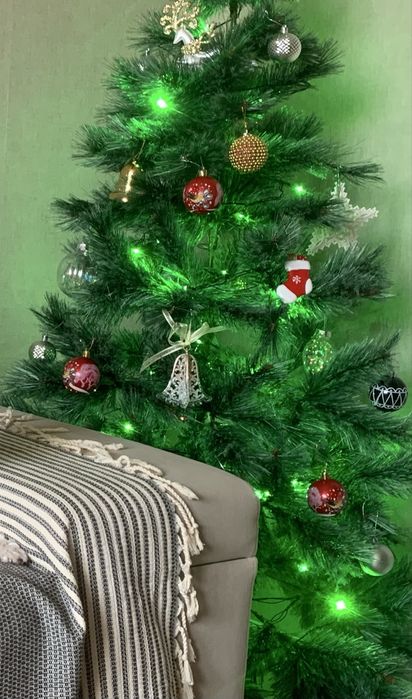 Продам Новогоднюю Елку