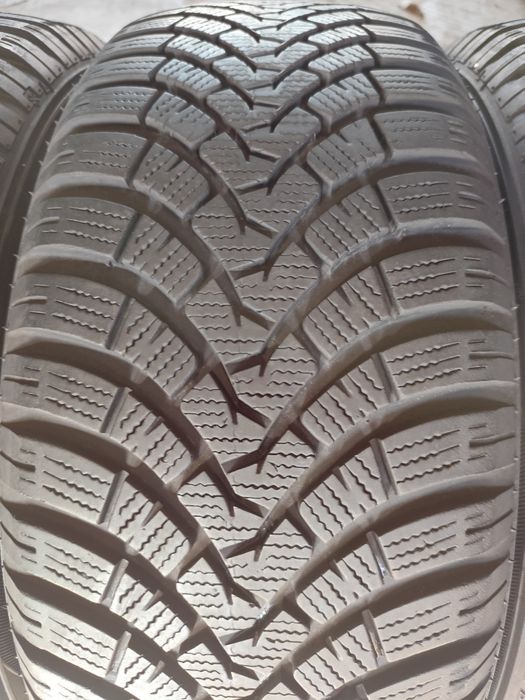 4 anvelope de iarnă Falken 235-60-16