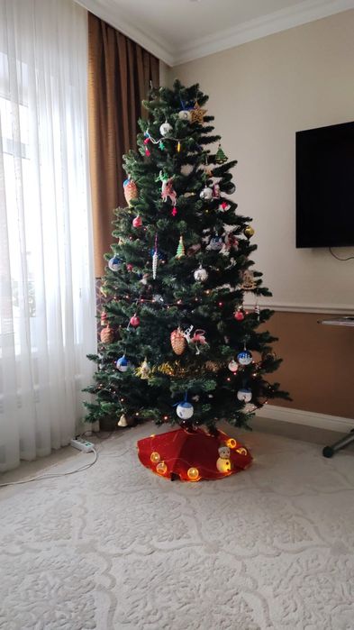 Продам ёлку искусственную 2,3 метра, Кавказская ель