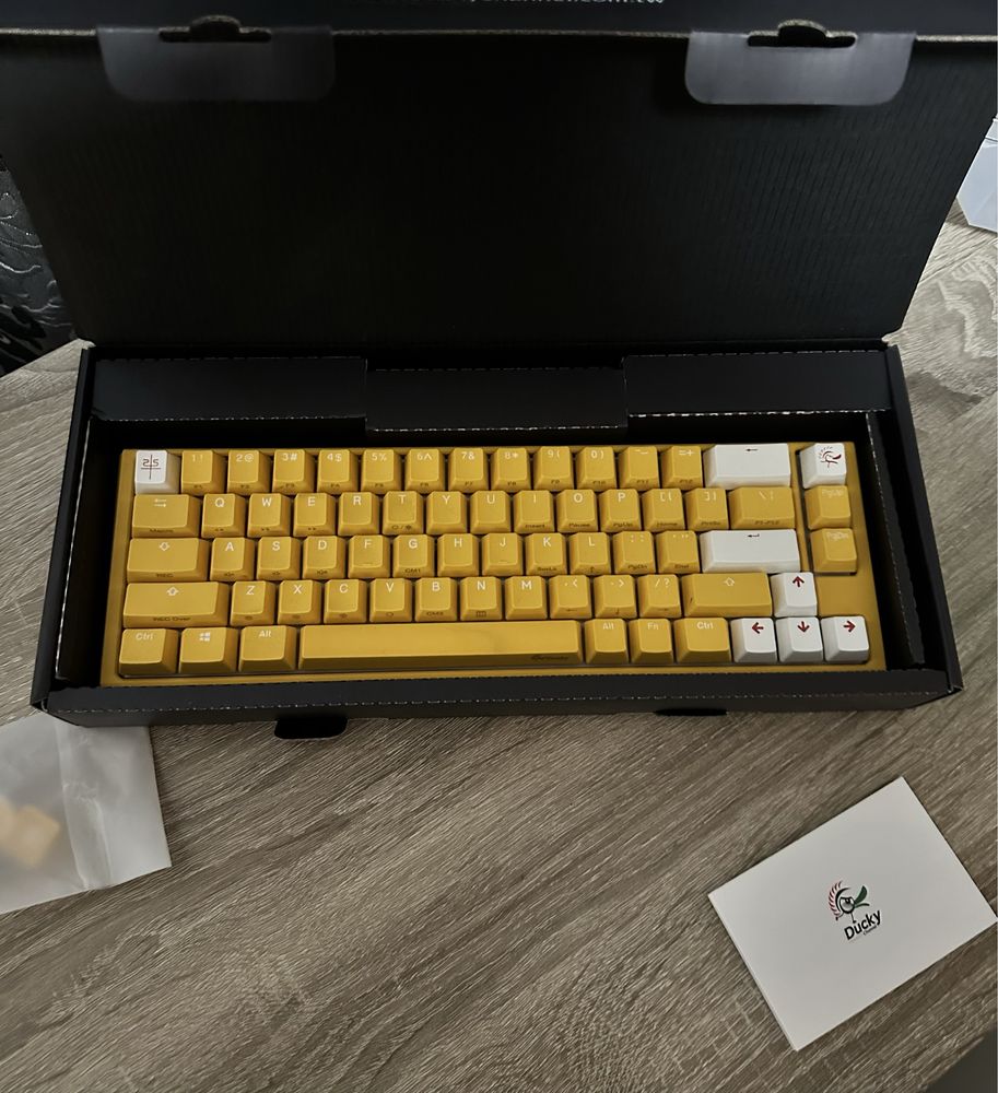 Клавиатура Ducky One 3 Yellow SF 65