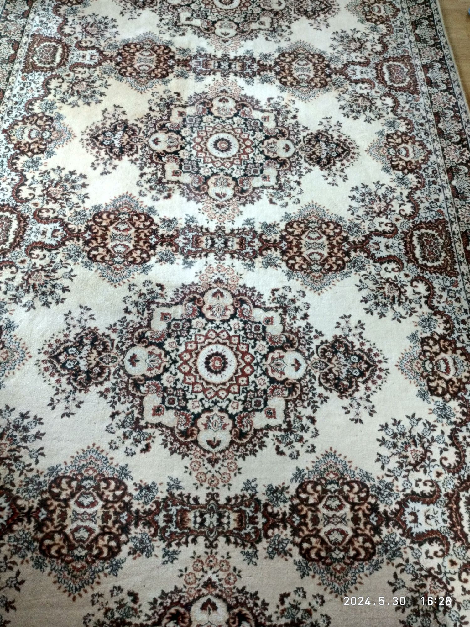 Ковры чистошерстяные