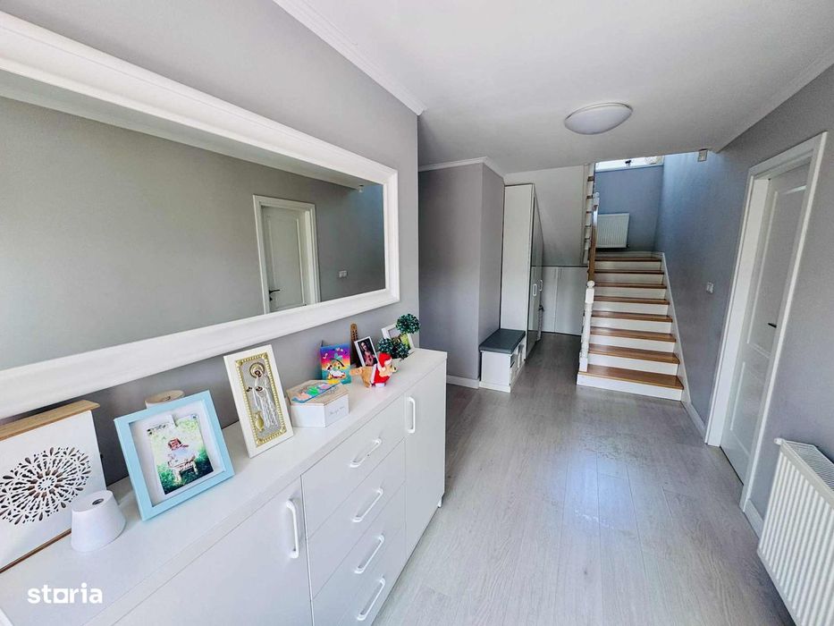 Casa individuala cu 12 ari teren in  cartierul Sarmas zona linistita