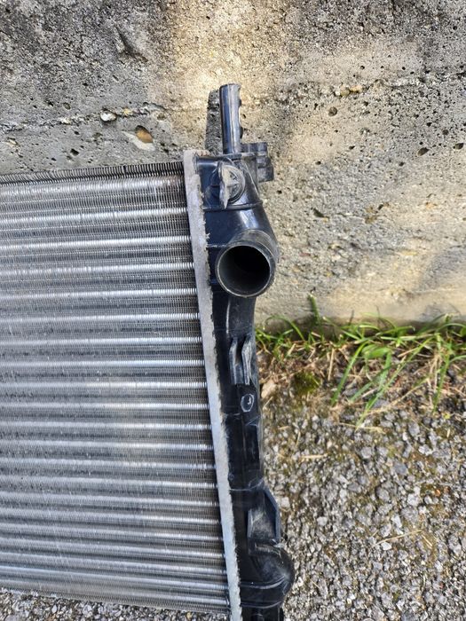 Воден Радиатор Форд Транзит 2,4 , 115 к.с, 2004 год