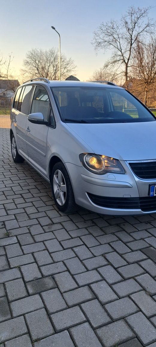 Volkswagen  Touran