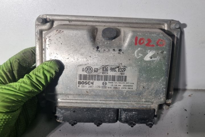 Calculator motor ECU 036 906 032 P Volkswagen VW Golf a 4-a generatie