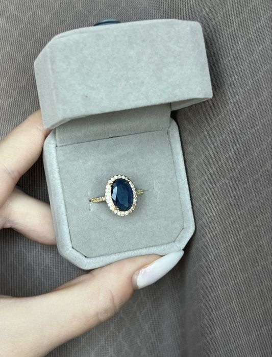 Inel elegant cu piatră albastră, placat cu aur, mărimea 6