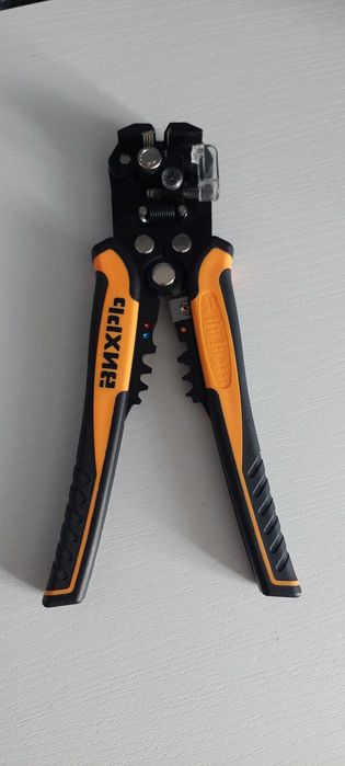 Стриппер для электриков.