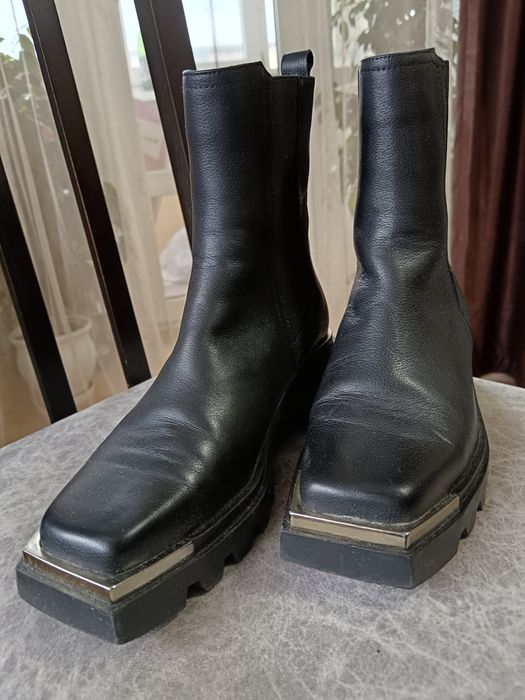 Осенние полусапожки