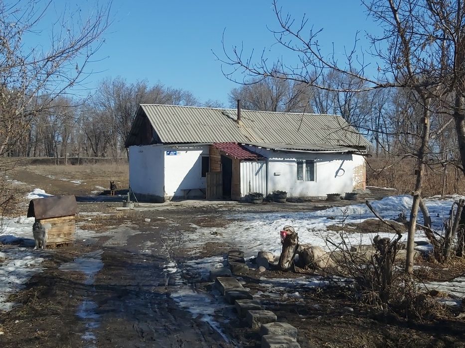 Продам земельный участок с времянкой с.Карабулак