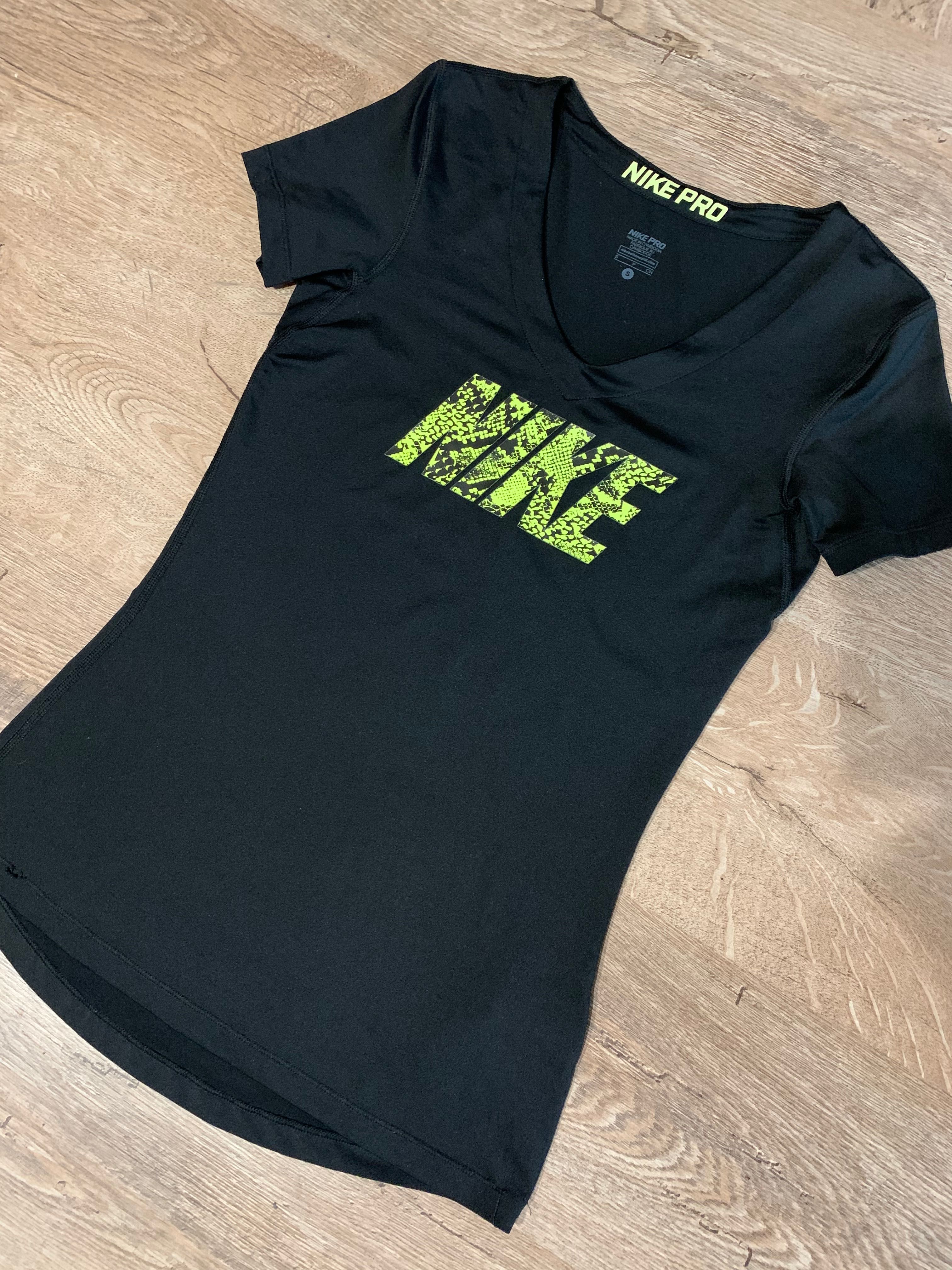Тениска NIKE размер S