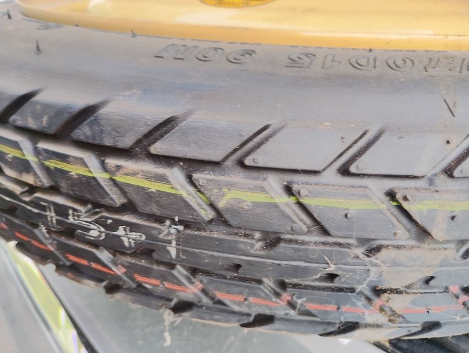 Vând roata rezerva slim