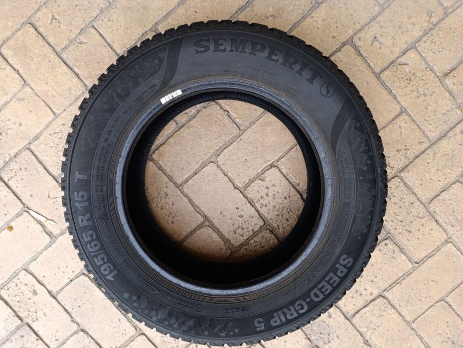 Зимни гуми Semperit 195/65/15 Speed grid 5, dot 2023