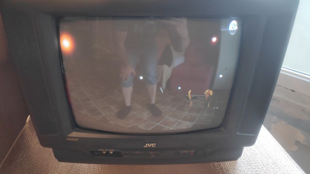 Продавам - 14" телевизор JVC AV-1431TEE