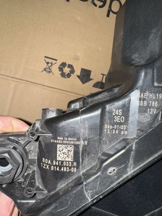 Фар за q5 80a fy