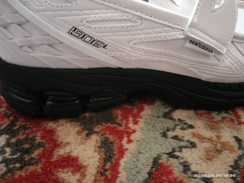Лоферы new balance 1906L x junya watanabe man 42размер EU 265mm