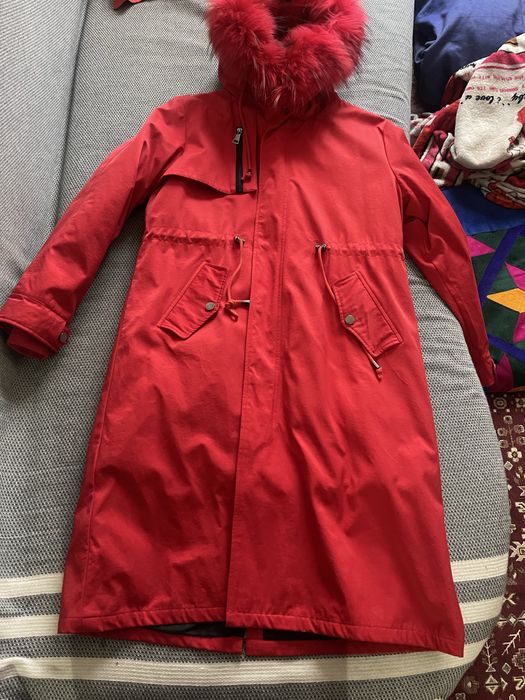Женская парка, 48-50р, цена 15тыс. Новая.