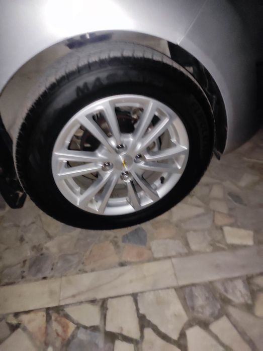 Diska balon sotiladi R15/195/60