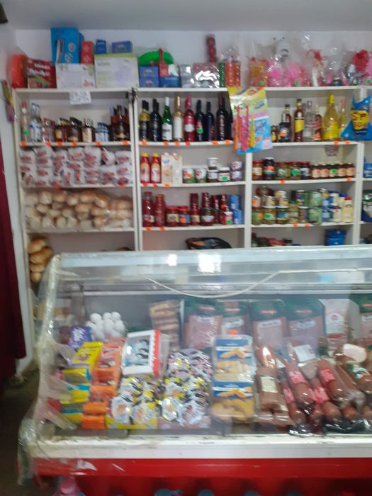 Vand spatiu comercial