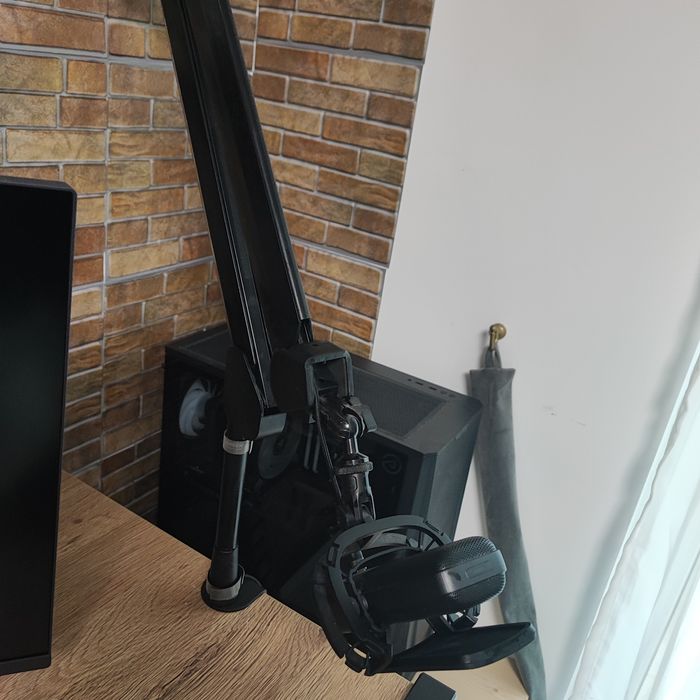 Microfon Elgato Wave 3 + Pop Filter+ Shock Mount + Brat Microfon