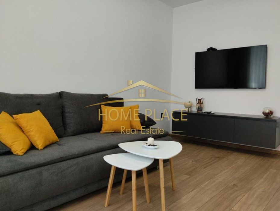 Дава се под наем Двустаен апартамент в Варна, Червен площад - 55 кв.м за 612 € - Снимка #2