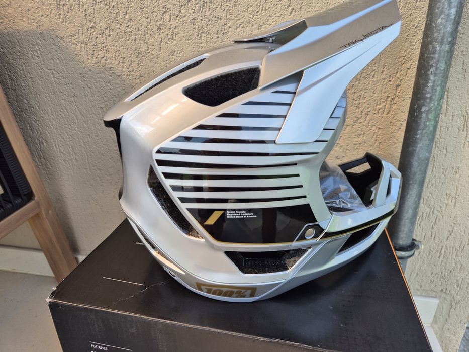 Cască bicicletă 100% XL Nou