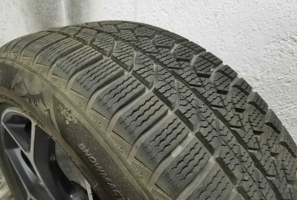 5x120 18R BMW оригинални джанти с зимни гуми 235 50 18