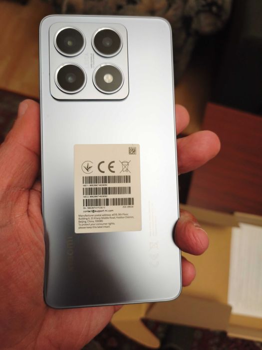 Xiaomi 14t 256gb отличен с оставаща 2г+ гаранция