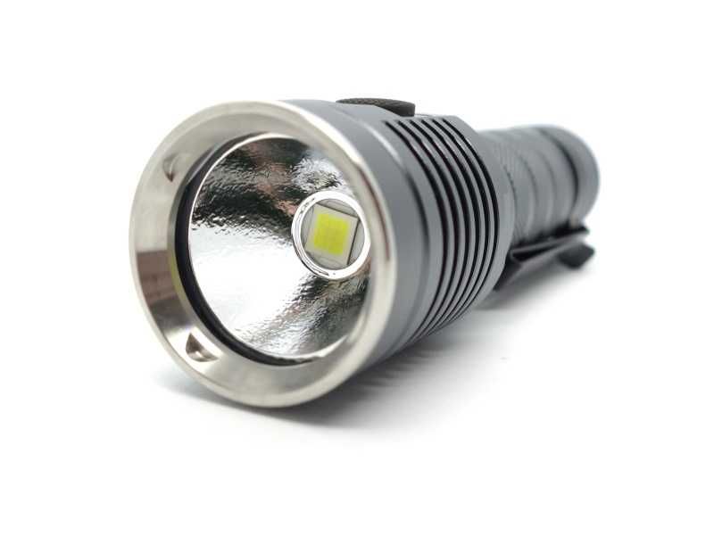 Lanterna LED Nightwatch NG01