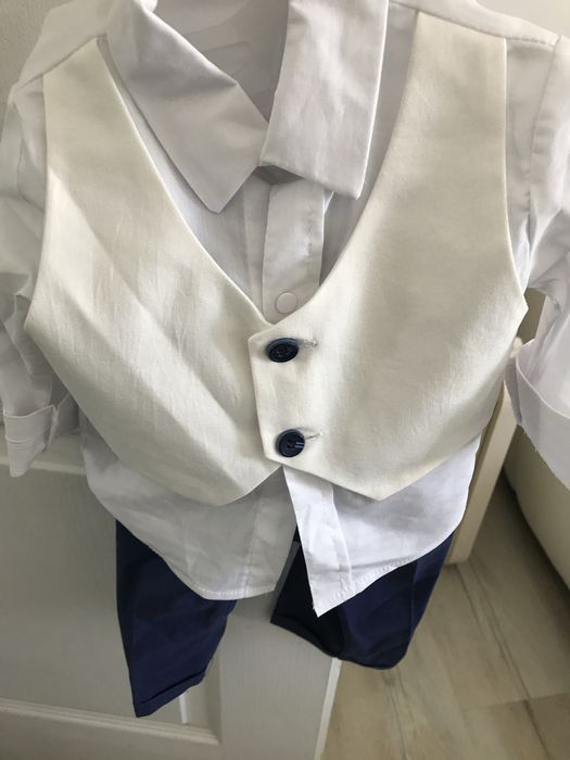 Costum  elegant pentru baieti