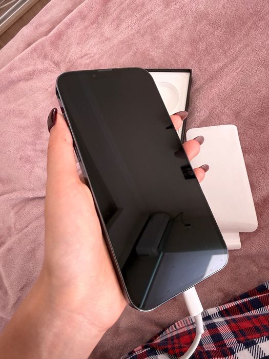 iPhone 13 Pro Max в отличном состоянии. 128Гб