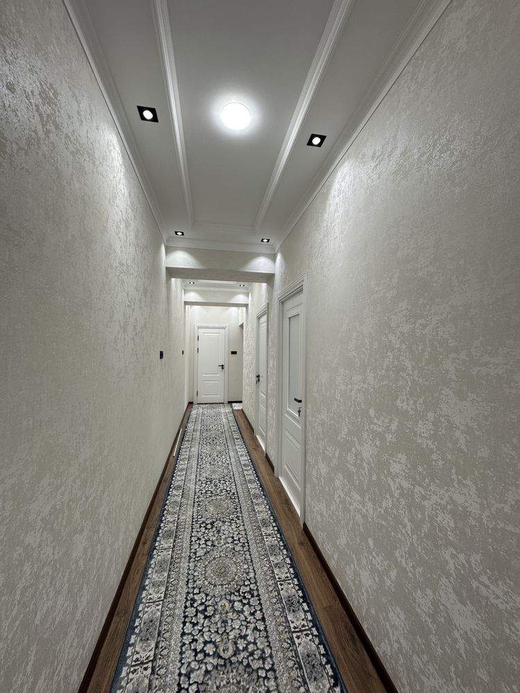 TTZ bozor yonida 2xona , 70kvadrat yengi kvartira !!!