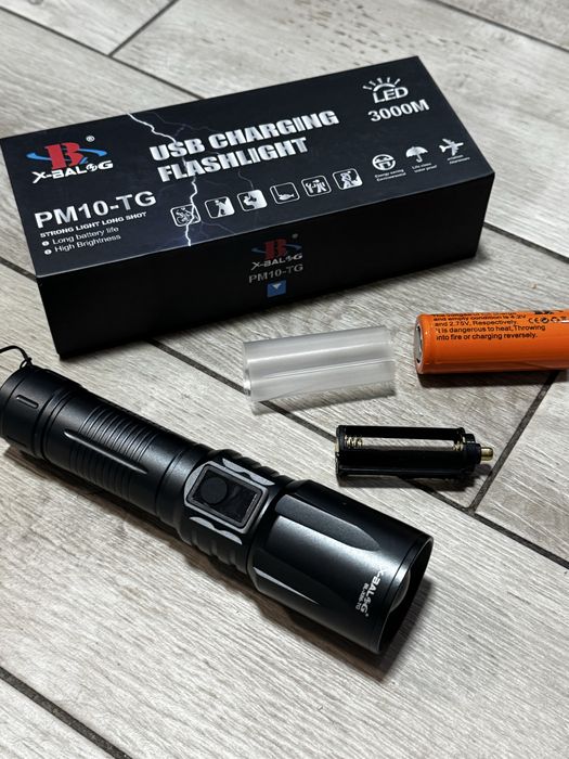 Lanterna cu led colorat, acumulator 8800mAh/ afișaj electronic