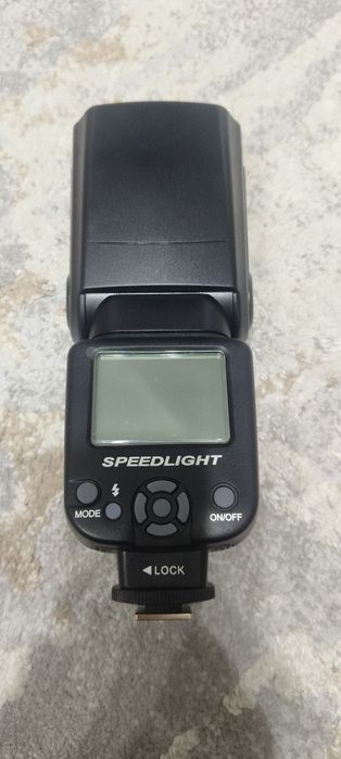 Вспышка для фотоаппарата