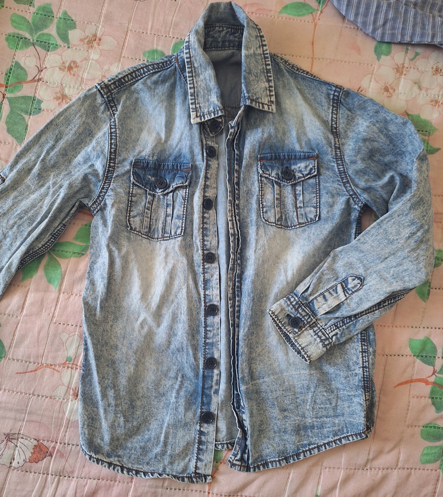 Продам детские рубашки
