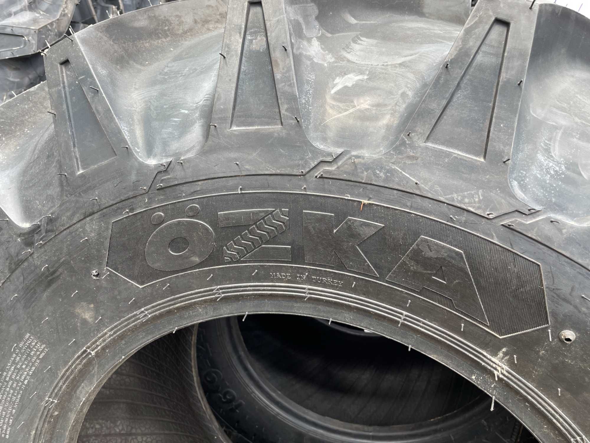 Cauciucuri noi 16.9-24 cu 10 pliuri marca OZKA pentru tractor fata