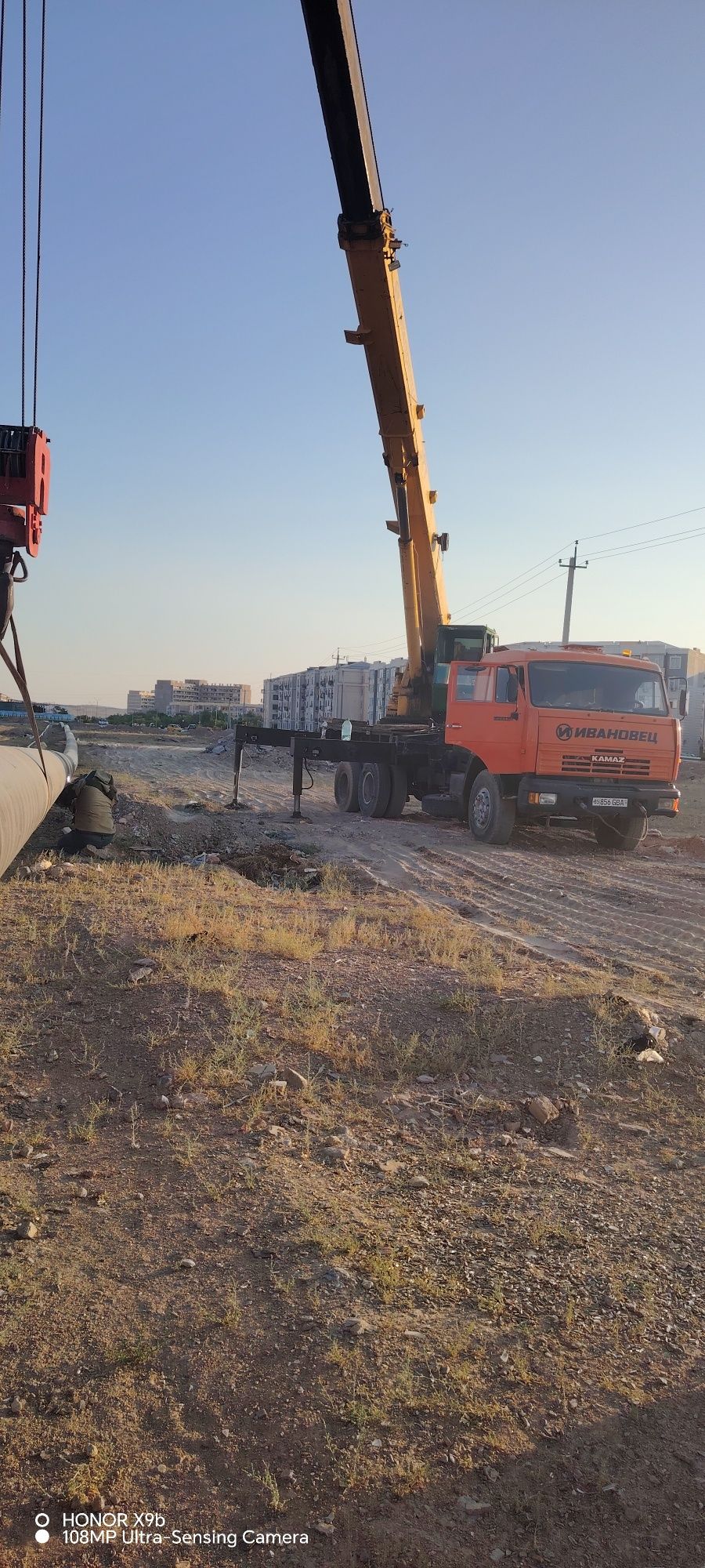 KAMAZ kran 32 tonnalik