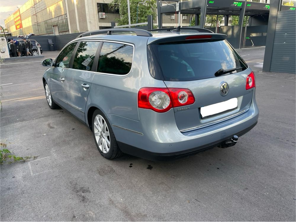 Dezmembrez Vw Passat B6 2010