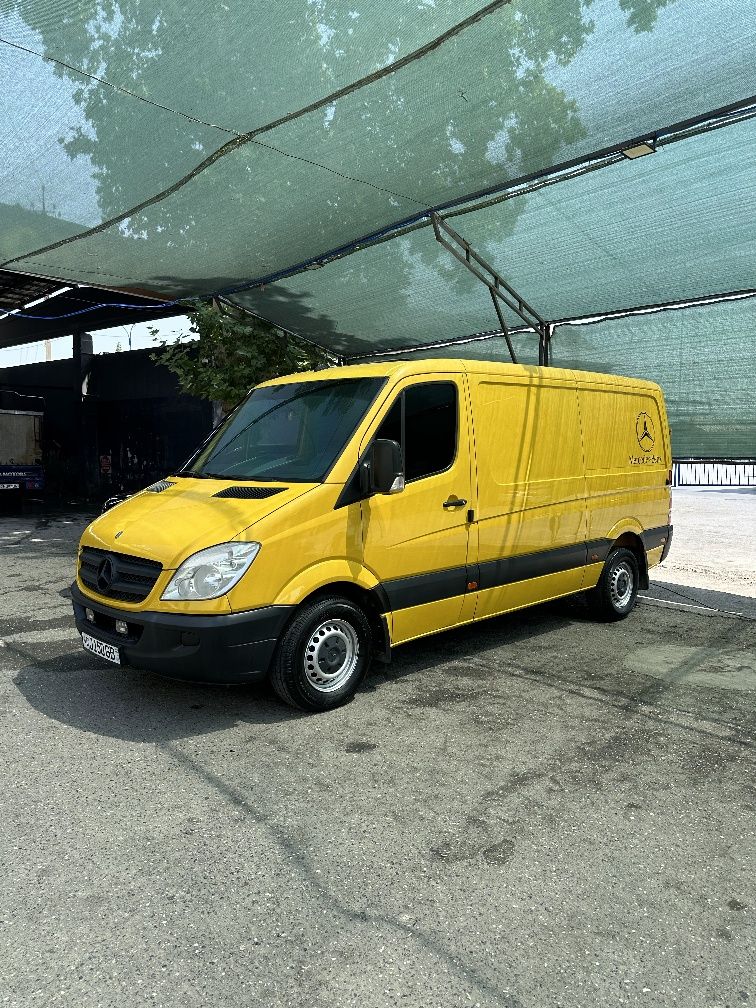 Sprinter 906  sotiladi