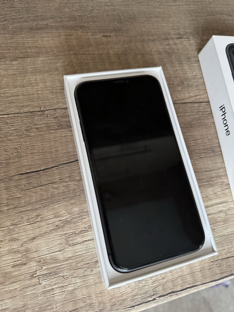 Iphone 11 с гаранция