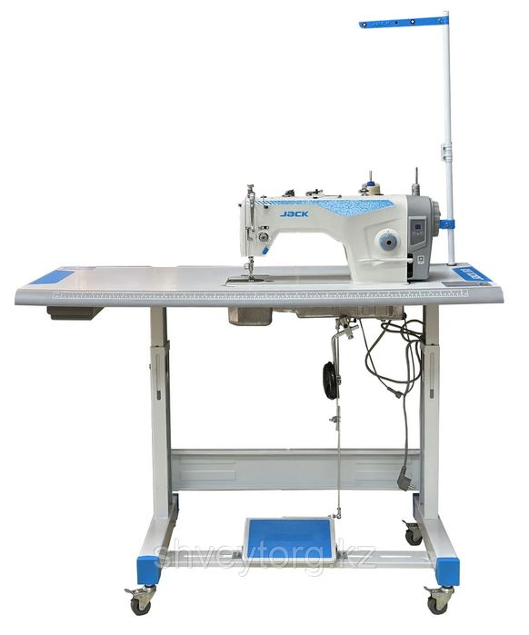 Швейная машина JACK